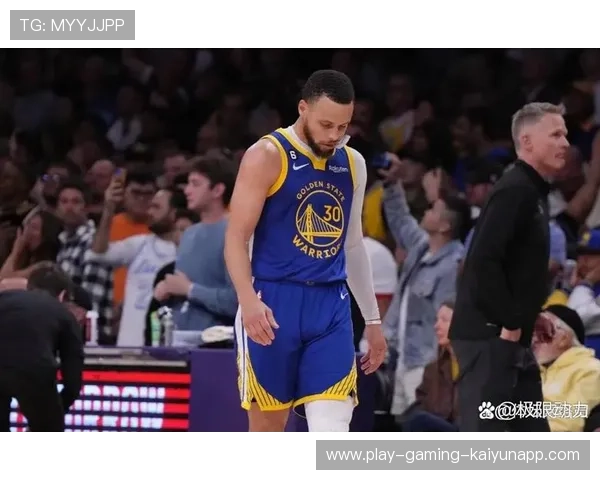 巨星逆袭瞬间：詹姆斯PK库里！